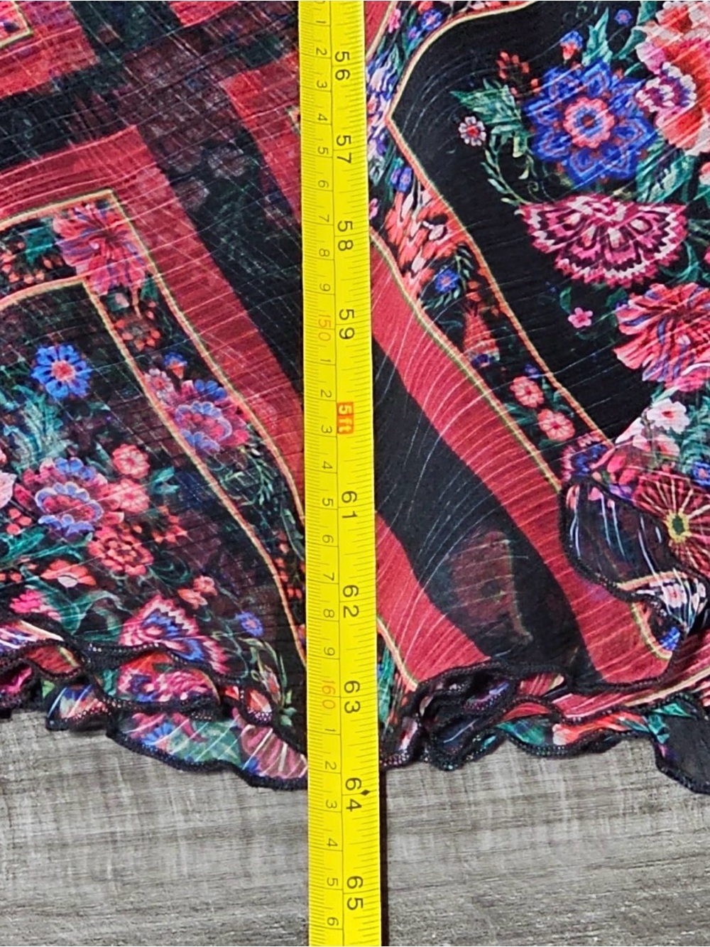 👗✨ Tadashi Shoji Black Floral Off-Shoulder Maxi Gown Size 10 NWT 🌸🖤 - Picture 6 of 11